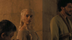 extant_GameOfThrones_5x05-KillTheBoy_0419