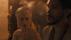 extant_GameOfThrones_5x05-KillTheBoy_0433