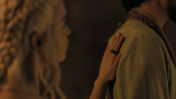 extant_GameOfThrones_5x05-KillTheBoy_0443