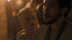 extant_GameOfThrones_5x05-KillTheBoy_0445