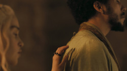 extant_GameOfThrones_5x05-KillTheBoy_0469