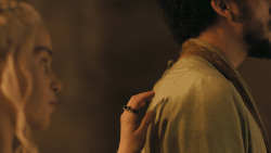 extant_GameOfThrones_5x05-KillTheBoy_0470