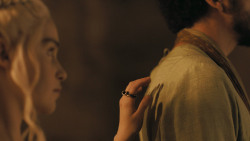 extant_GameOfThrones_5x05-KillTheBoy_0471