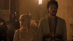 extant_GameOfThrones_5x05-KillTheBoy_0476