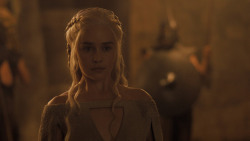 extant_GameOfThrones_5x05-KillTheBoy_0511