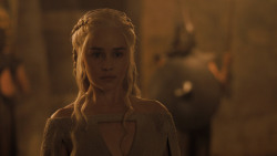 extant_GameOfThrones_5x05-KillTheBoy_0512
