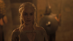 extant_GameOfThrones_5x05-KillTheBoy_0513