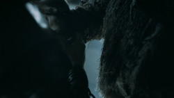 extant_GameOfThrones_5x05-KillTheBoy_1069