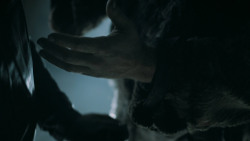 extant_GameOfThrones_5x05-KillTheBoy_1081