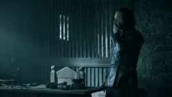 extant_GameOfThrones_5x05-KillTheBoy_1417