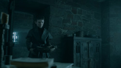 extant_GameOfThrones_5x05-KillTheBoy_1427