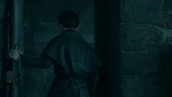 extant_GameOfThrones_5x05-KillTheBoy_1437