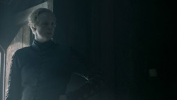 extant_GameOfThrones_5x05-KillTheBoy_1657