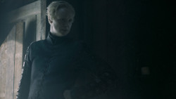 extant_GameOfThrones_5x05-KillTheBoy_1659