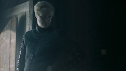 extant_GameOfThrones_5x05-KillTheBoy_1671
