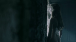 extant_GameOfThrones_5x05-KillTheBoy_1848