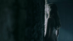extant_GameOfThrones_5x05-KillTheBoy_1849