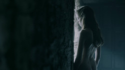 extant_GameOfThrones_5x05-KillTheBoy_1851