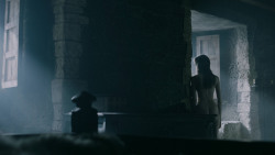 extant_GameOfThrones_5x05-KillTheBoy_1859