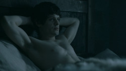 extant_GameOfThrones_5x05-KillTheBoy_1901