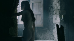 extant_GameOfThrones_5x05-KillTheBoy_1909