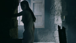extant_GameOfThrones_5x05-KillTheBoy_1910