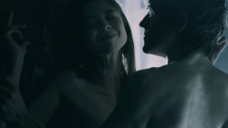 extant_GameOfThrones_5x05-KillTheBoy_2000
