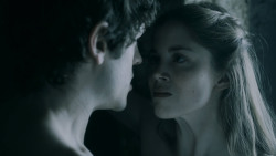 extant_GameOfThrones_5x05-KillTheBoy_2042