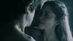 extant_GameOfThrones_5x05-KillTheBoy_2069
