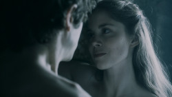 extant_GameOfThrones_5x05-KillTheBoy_2073