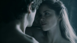 extant_GameOfThrones_5x05-KillTheBoy_2074