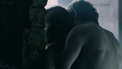 extant_GameOfThrones_5x05-KillTheBoy_2093