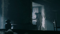 extant_GameOfThrones_5x05-KillTheBoy_2105