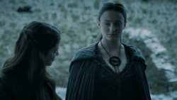 extant_GameOfThrones_5x05-KillTheBoy_2259