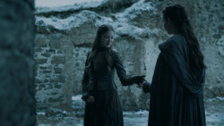 extant_GameOfThrones_5x05-KillTheBoy_2269