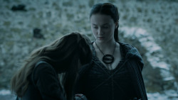 extant_GameOfThrones_5x05-KillTheBoy_2276