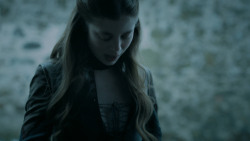 extant_GameOfThrones_5x05-KillTheBoy_2293