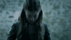 extant_GameOfThrones_5x05-KillTheBoy_2294