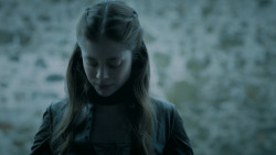 extant_GameOfThrones_5x05-KillTheBoy_2296