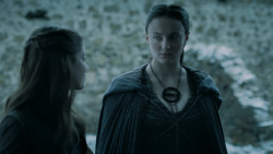 extant_GameOfThrones_5x05-KillTheBoy_2312