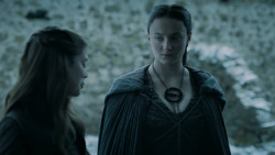 extant_GameOfThrones_5x05-KillTheBoy_2313