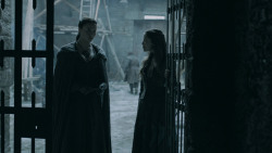 extant_GameOfThrones_5x05-KillTheBoy_2384