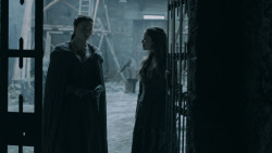 extant_GameOfThrones_5x05-KillTheBoy_2386