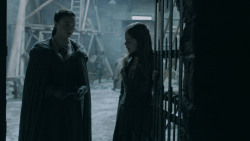 extant_GameOfThrones_5x05-KillTheBoy_2392