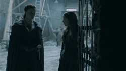 extant_GameOfThrones_5x05-KillTheBoy_2394