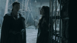 extant_GameOfThrones_5x05-KillTheBoy_2400