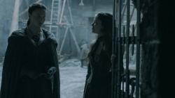 extant_GameOfThrones_5x05-KillTheBoy_2401