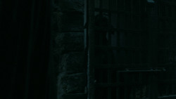extant_GameOfThrones_5x05-KillTheBoy_2424
