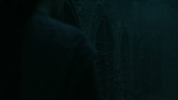 extant_GameOfThrones_5x05-KillTheBoy_2429