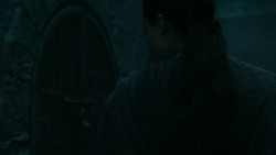 extant_GameOfThrones_5x05-KillTheBoy_2432